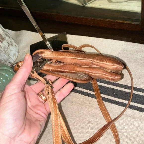 NWOT Bed Stu Leather Ziggy Clutch Crossbody Belt Bag Tan Rustic Retail $165 - Picture 8 of 16